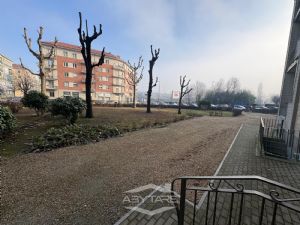 AMPIO BILOCALE ZONA LINGOTTO