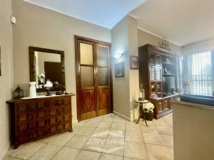 4 locali vendita Orbassano Via di Nanni 16