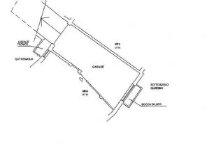 VILLA A SCHIERA CON GIARDINO E AMPIO BOX AUTO