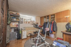 VILLA A SCHIERA CON GIARDINO E AMPIO BOX AUTO