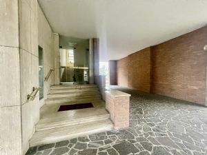 2 locali vendita Moncalieri Strada Torino 71