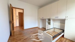 Appartamento trilocale con box auto