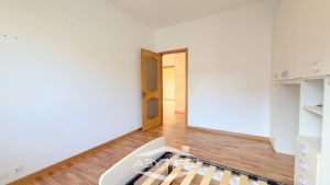 Appartamento trilocale con box auto