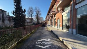 Box auto doppio in vendita