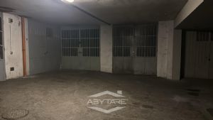 AMPIO BOX AUTO SINGOLO CON LOCALE DEPOSITO