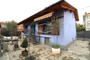 ORBASSANO CASA INDIPENDENTE COMPLETAMENTE RISTRUTTURATA