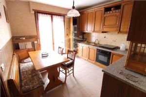 BEINASCO IN VENDITA TRILOCALE CON BOX LIBERO SUBITO