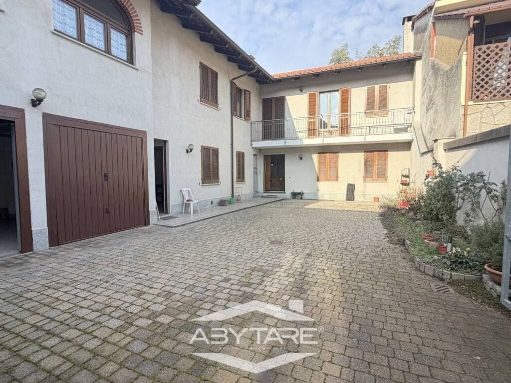 Casa semindipendente ideale come bifamiliare