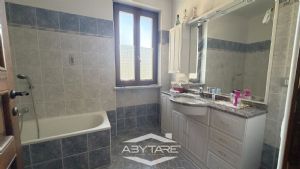 Casa semindipendente ideale come bifamiliare