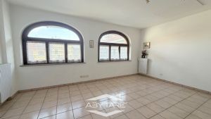 Casa semindipendente ideale come bifamiliare