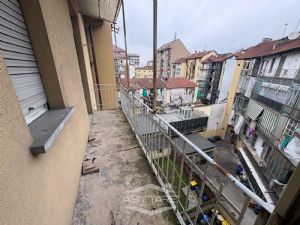 AMPIO TRILOCALE LIBERO SUBITO ZONA OSPEDALI