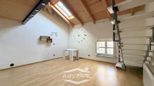 Loft con soppalco in palazzo storico a Carignano