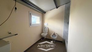 Capannone artigianale con soppalco e area esterna