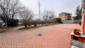 VIA BELBO BILOCALE CON BOX E POSTO AUTO