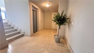 VIA BELBO BILOCALE CON BOX E POSTO AUTO