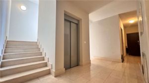 VIA BELBO BILOCALE CON BOX E POSTO AUTO