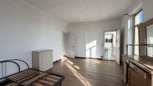 Immobile indipendente con attivita' di ristorazione e abitazione