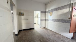 Immobile indipendente con attivita' di ristorazione e abitazione