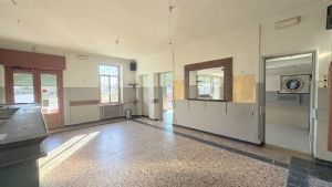 Ex struttura ricettiva con conversione in abitazione