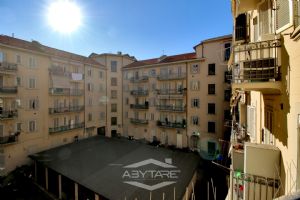 Trilocale signorile in vendita Torino Centro