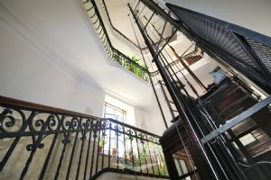 Trilocale signorile in vendita Torino Centro