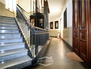 Trilocale signorile in vendita Torino Centro