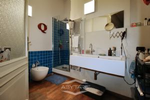 Trilocale signorile in vendita Torino Centro