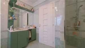 VILLA CON PISCINA E CAMPO DA TENNIS A POCHI MINUTI DA ASTI