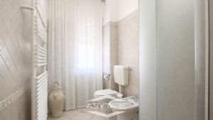 La tua casa Abytare..
Alcune immagini di questo an...