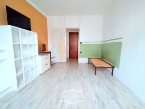 V.ZE PARCO TESORIERA - TRILOCALE LIBERO SUBITO

TR...