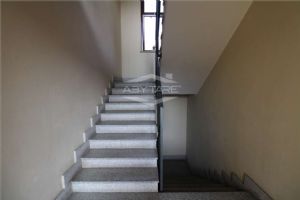 BEINASCO CENTRO IN VENDITA TRILOCALE SU DUE LIVELLI