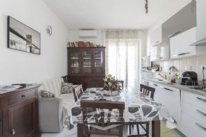 BILOCALE RISTRUTTURATO E ARREDATO - LOCATO