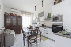 BILOCALE RISTRUTTURATO E ARREDATO - LOCATO