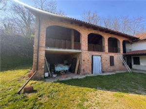 CASCINA PANORAMICA IN VIATOSTO