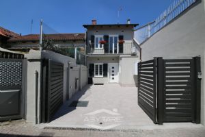 Casa indipendente ristrutturata Borgata Mirafiori