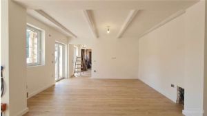 Cascina panoramica in fase di ristrutturazione – progetto unico alle porte di Asti a Valmanera