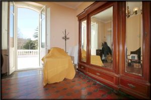 DIMORA STORICA RISTRUTTURATA CON PARCO E TERRAZZO