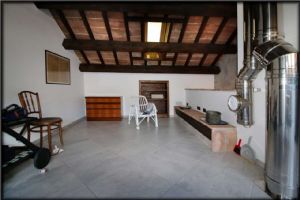 DIMORA STORICA RISTRUTTURATA CON PARCO E TERRAZZO