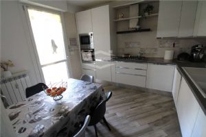 BORGOMELANO IN VENDITA QUADRILOCALE LIBERO AL ROGITO