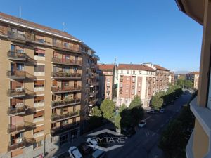 GRAZIOSO ATTICO IN ZONA OSPEDALI