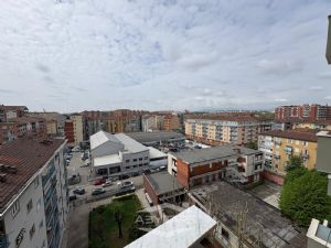 AMPIO BILOCALE CON VISTA PANORAMICA