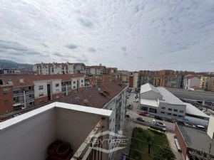 AMPIO BILOCALE CON VISTA PANORAMICA