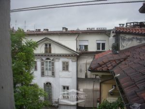 GRAZIOSA MANSARDA IN LOCAZIONE IN ZONA CENTRALE