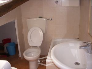 GRAZIOSA MANSARDA IN LOCAZIONE IN ZONA CENTRALE