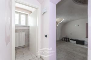 2 locali vendita Moncalieri libero subito Via Alfieri 7