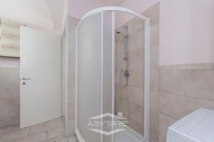 2 locali vendita Moncalieri libero subito Via Alfieri 7