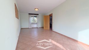 Casa indipendente su 3 lati, con giardino e autorimessa doppia