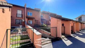 La tua casa Abytare..
Alcune immagini di questo an...