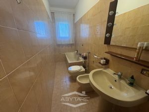 5 LOCALI IN ZONA MIRAFIORI SUD