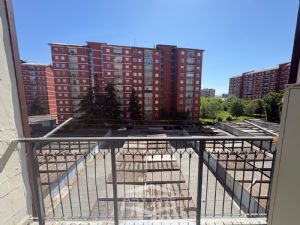 5 LOCALI IN ZONA MIRAFIORI SUD